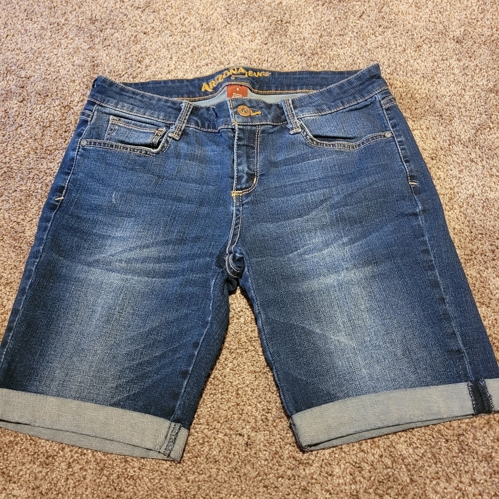 - Arizona jeans short